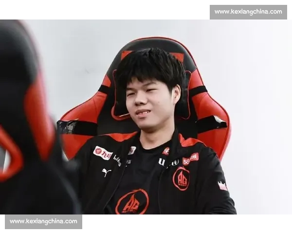 电竞选手成“香饽饽”!某小鲜肉跨界当主播,人气碾压老牌艺人! 电竞选手成“香饽饽”!某小鲜肉跨界当主播,人气碾压老牌艺人!