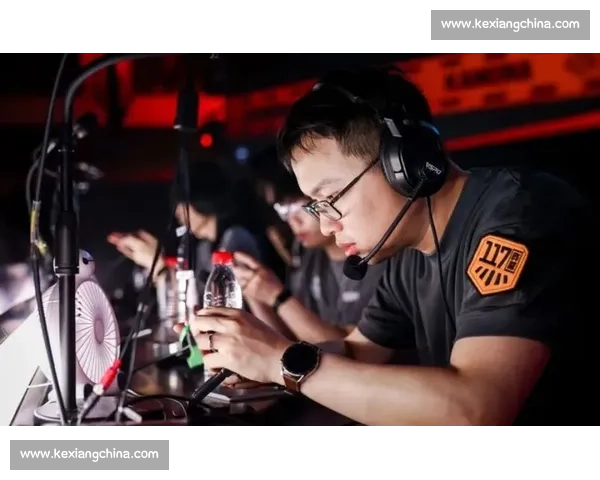 草根逆袭，暗区突围国际邀请赛，平凡英雄创造不凡奇迹！